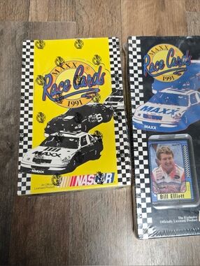 MAXX Race Cards 1991 NASCAR Trading Card Packs - Yellow & Black